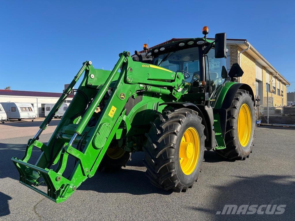 John Deere 6155R Traktori