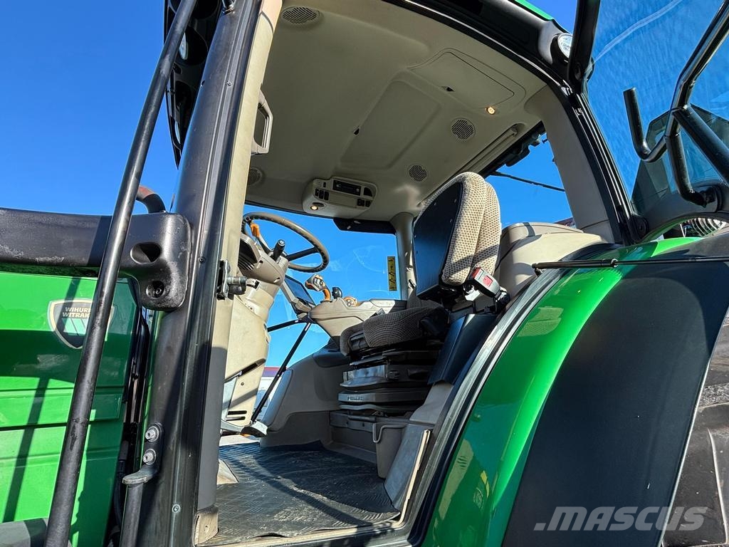 John Deere 6155R Traktori