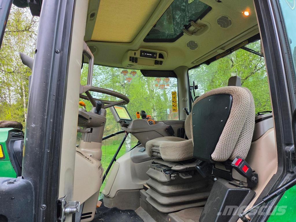 John Deere 6155R 트랙터
