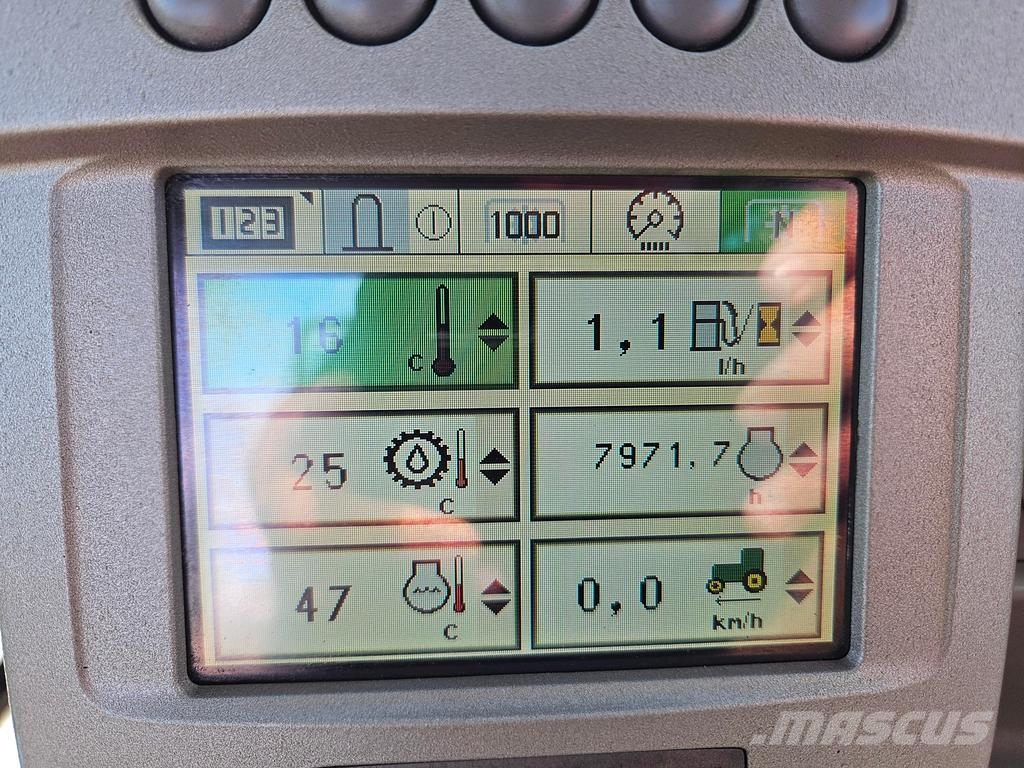 John Deere 6930 AUTOPOWER+QUICKE75 الجرارات