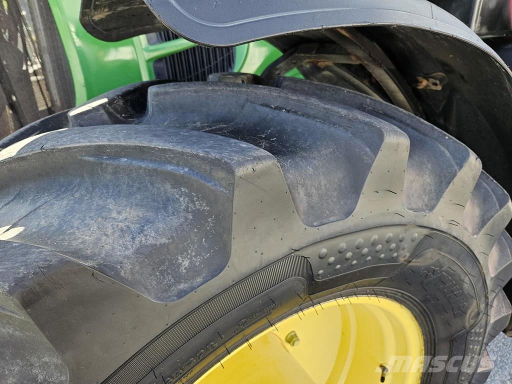 John Deere 6930 AUTOPOWER+QUICKE75 الجرارات