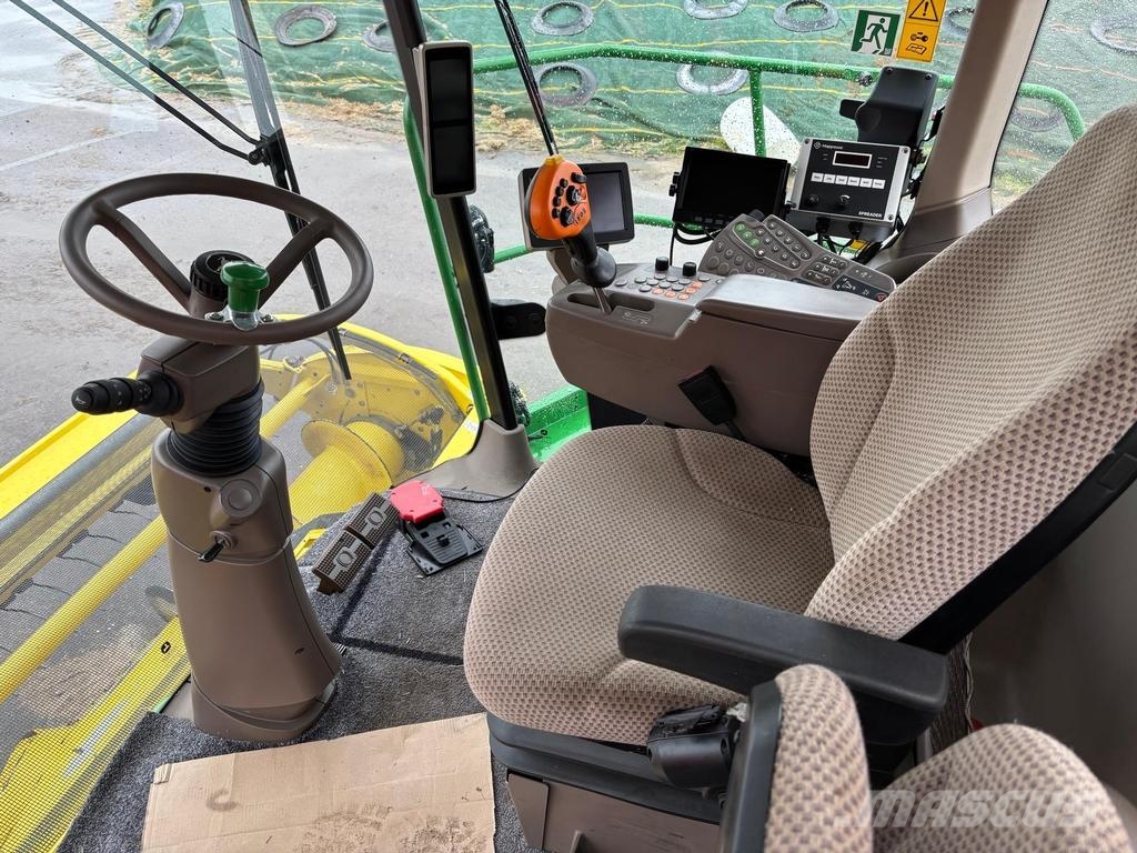 John Deere 8200 AJOSILPPURI Самоходные кормоуборочные комбайны