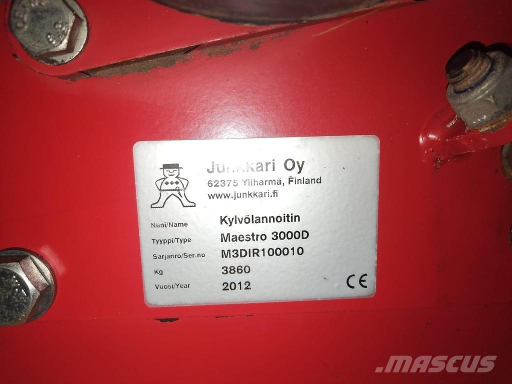 Junkkari MAESTRO 300D Perforadoras combinadas