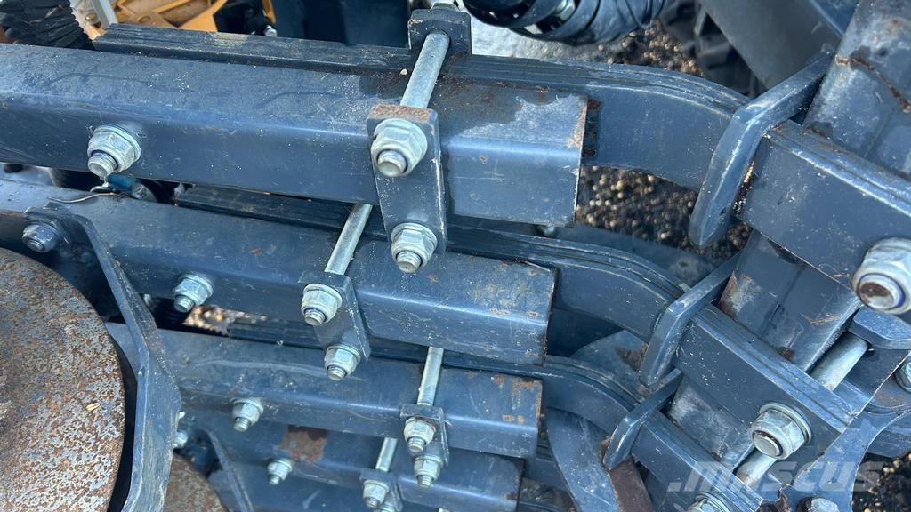Junkkari W700+APV PS500M2 مثاقيب مدمجة
