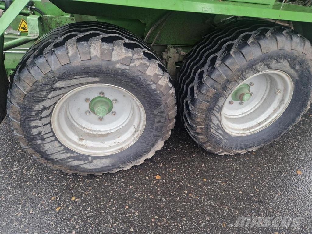 Krone COMPRIMA Round balers