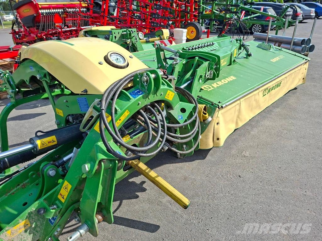 Krone EASYCUT B 1050 CV NIIT.MU Formuojančios žoliapjovės