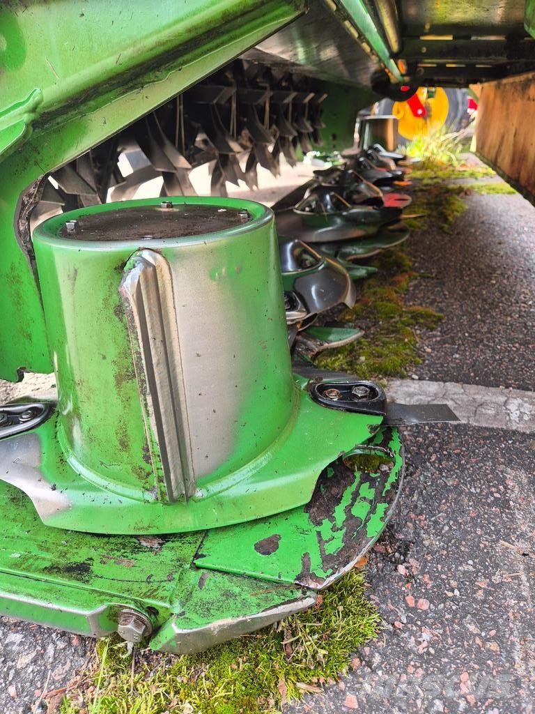 Krone EASYCUT F 360 CV جزازات مكيفات