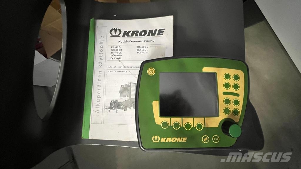 Krone ZX 450 GL Keräävät noukinvaunut ja silppurivaunut