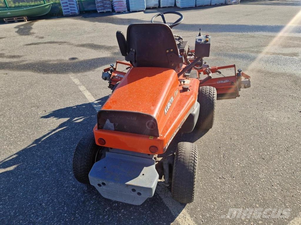 Kubota AM1800 Sitteklippere