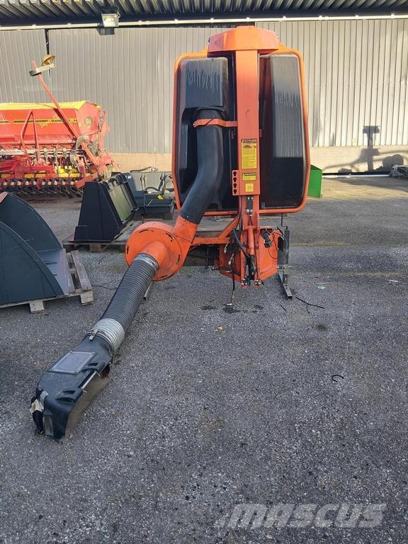 Kubota KERÄÄJÄ ST32 LEIKKURIIN Rijmaaiers