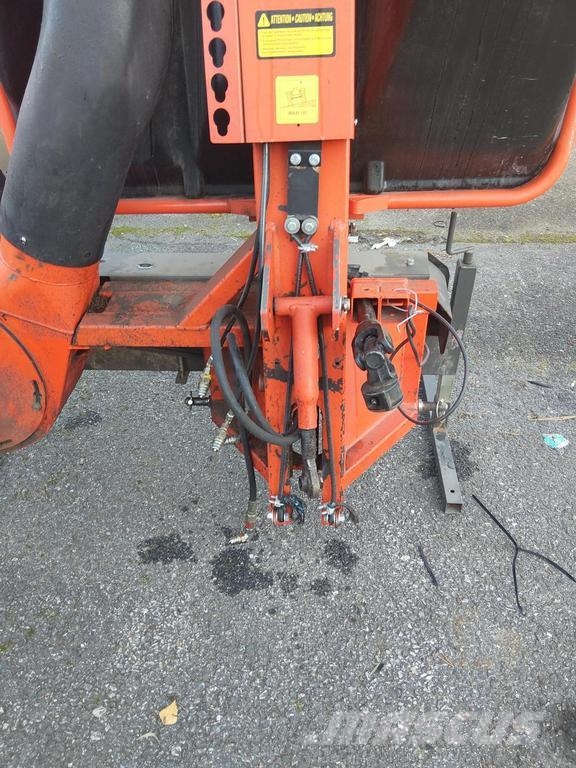 Kubota KERÄÄJÄ ST32 LEIKKURIIN Rijmaaiers