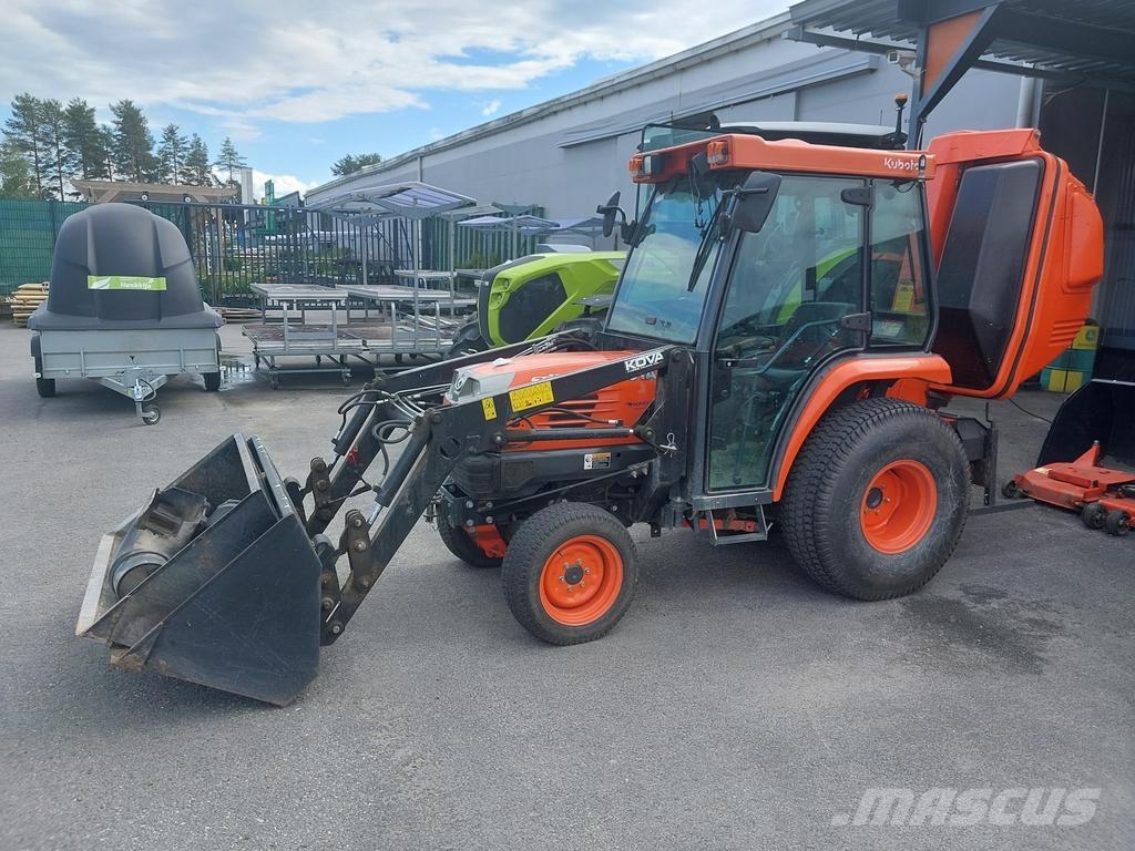 Kubota ST32 LEIKKURI Kompakttraktorer
