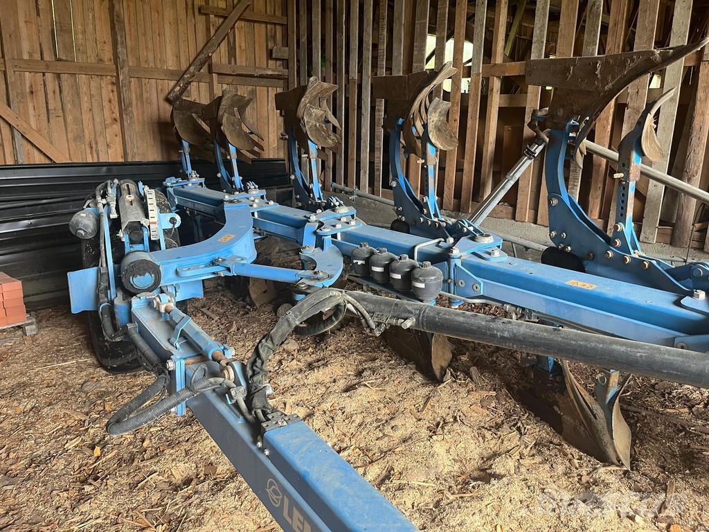 Lemken DIAMANT 16VT Reversible ploughs