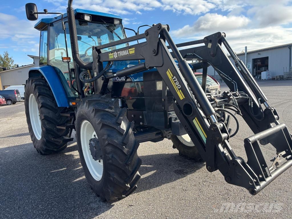 New Holland 8160 Traktorit