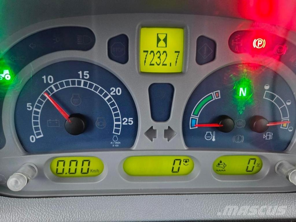 New Holland T7.200 AUTOCOMMAND Traktorid