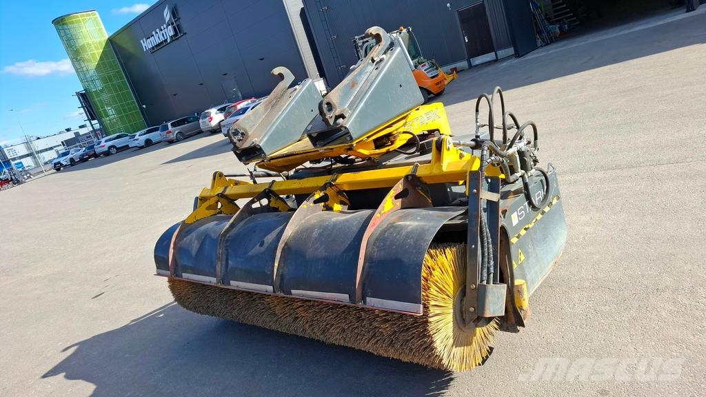 Stark KAH 2500ST + RF700 KÄÄNT Cepillos