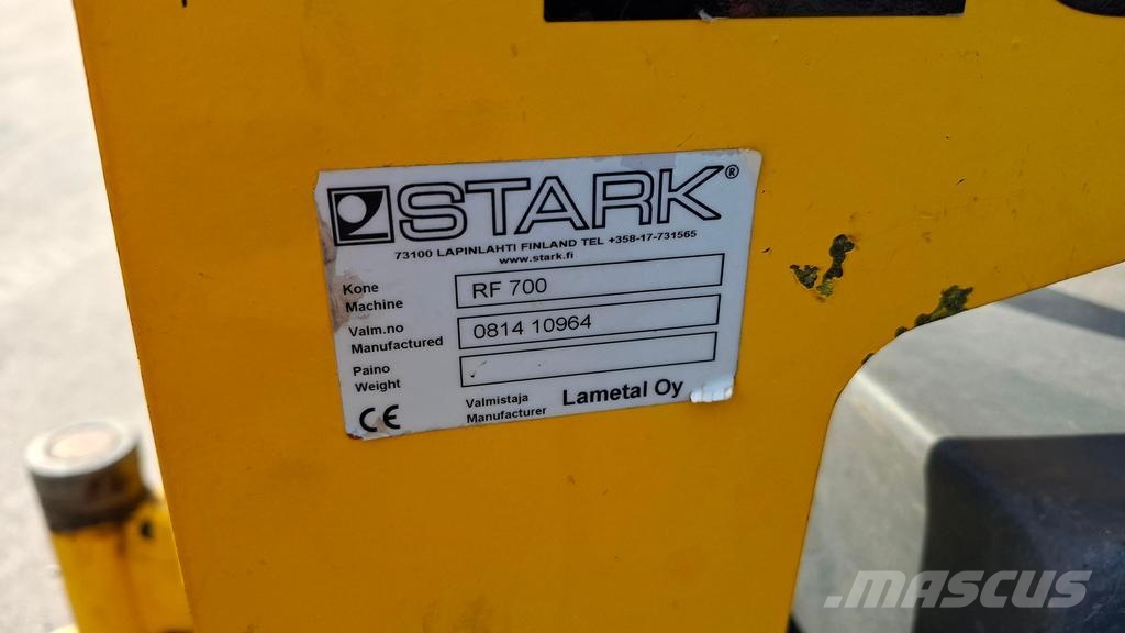 Stark KAH 2500ST + RF700 KÄÄNT Cepillos