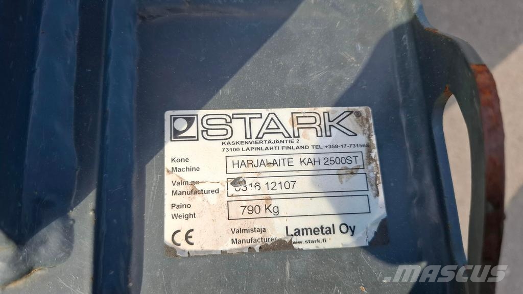Stark KAH 2500ST + RF700 KÄÄNT Cepillos