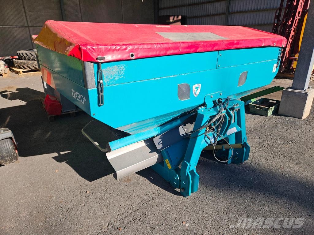 Sulky DX30+ Împrastierea mineralelor