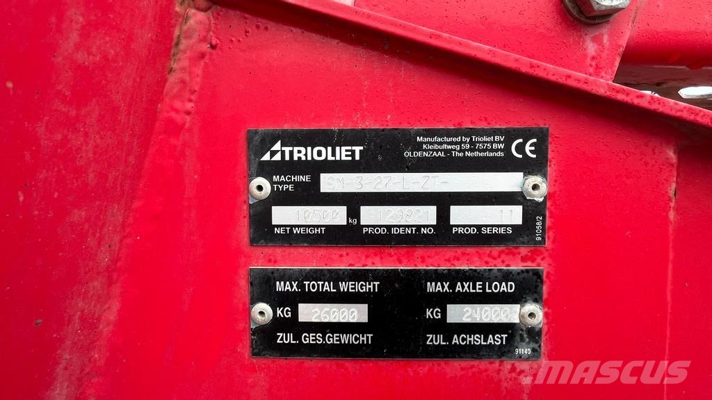 Trioliet SOLOMIX 3 2700LZK-T 混合餵料機