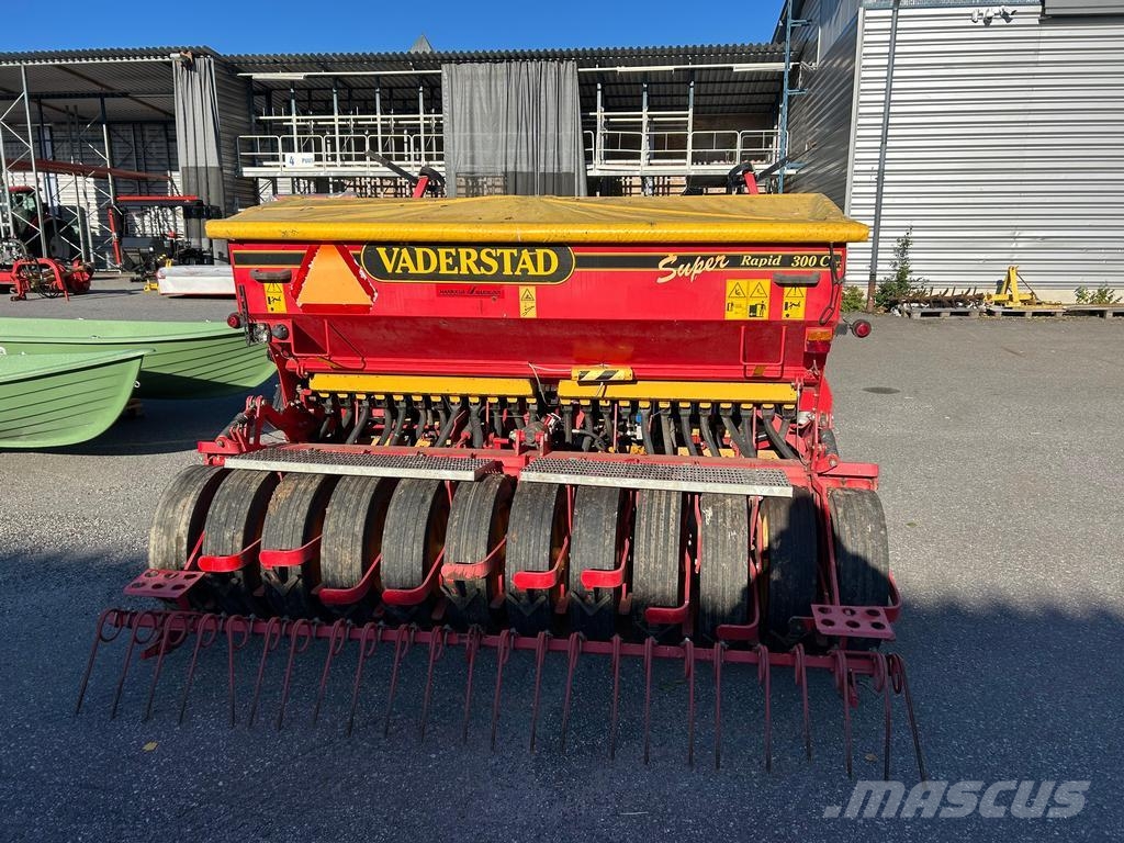 Väderstad RAPID 300 Perforadoras combinadas