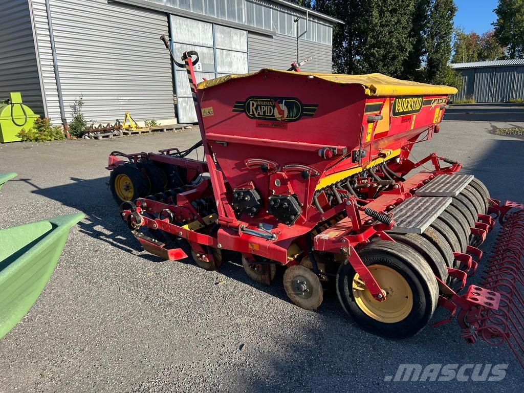 Väderstad RAPID 300 Perforadoras combinadas