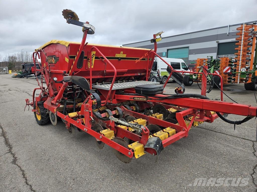 Väderstad Rapid300C Taladros