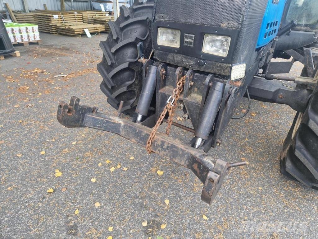 Valtra 6850 + ETUNOST 트랙터
