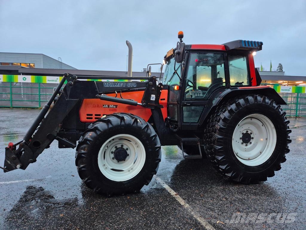 Valtra 8400 트랙터