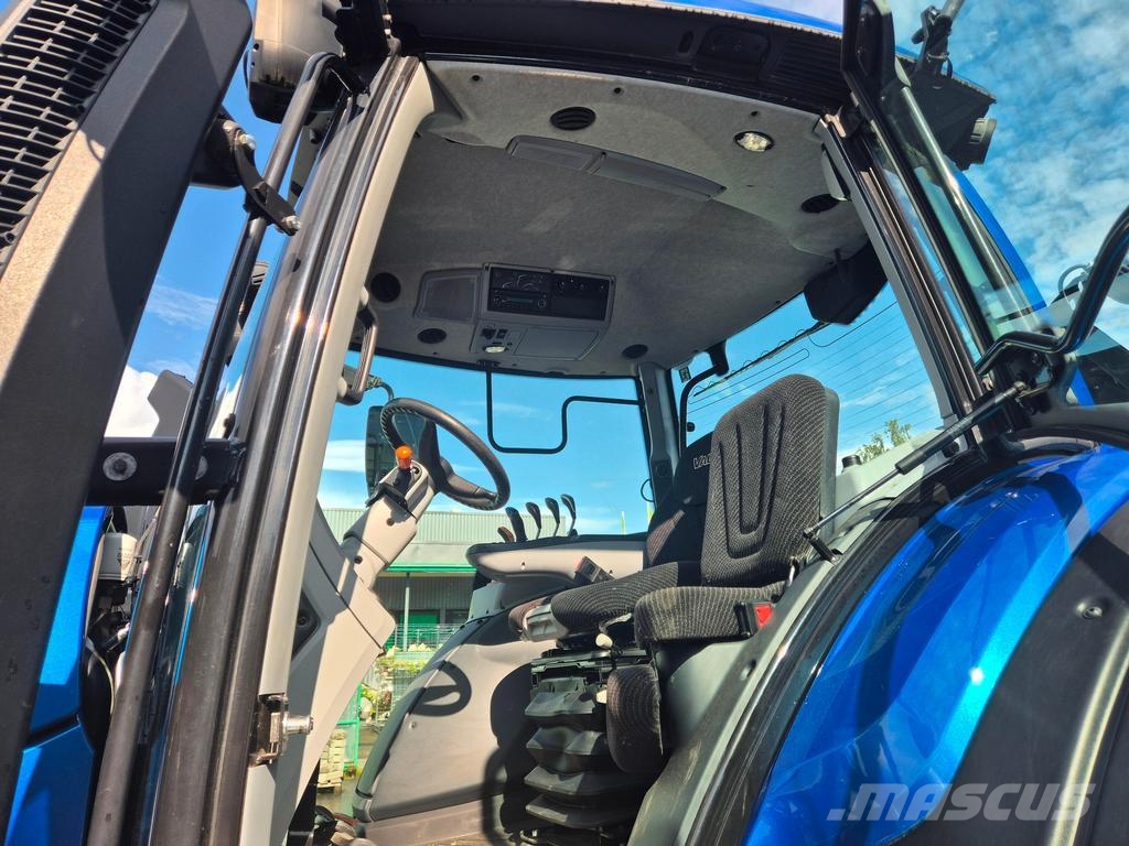 Valtra N154 ACTIVE Traktorit
