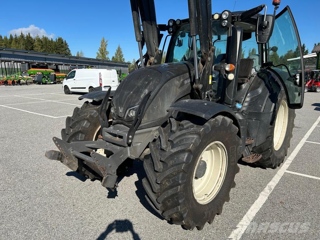 Valtra N174 VERSU SMARTOUCH 트랙터