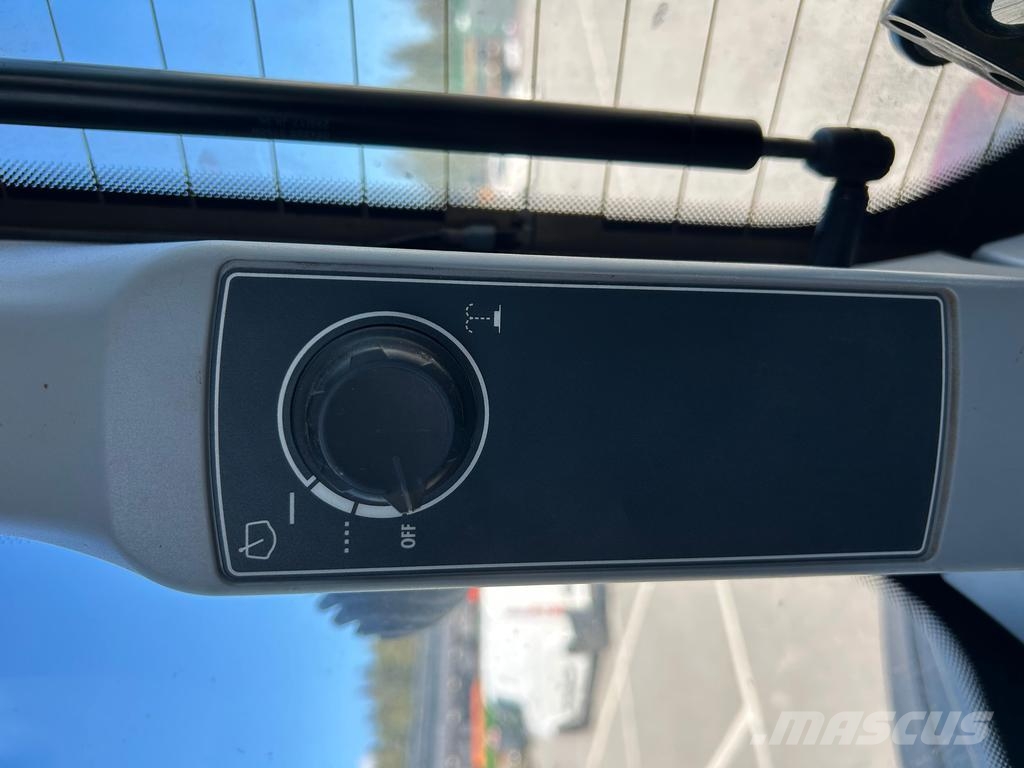Valtra N174 VERSU SMARTOUCH 트랙터