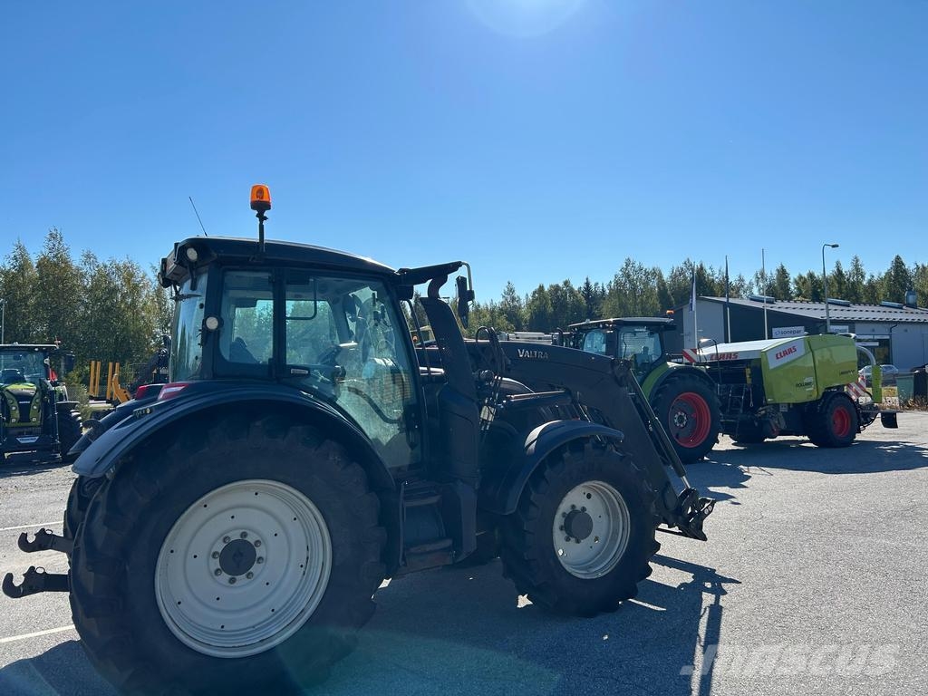 Valtra N174 VERSU SMARTOUCH 트랙터