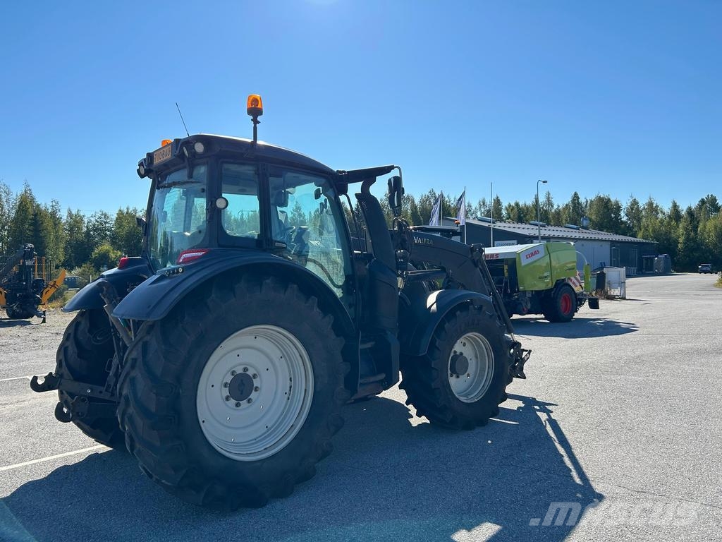 Valtra N174 VERSU SMARTOUCH 트랙터