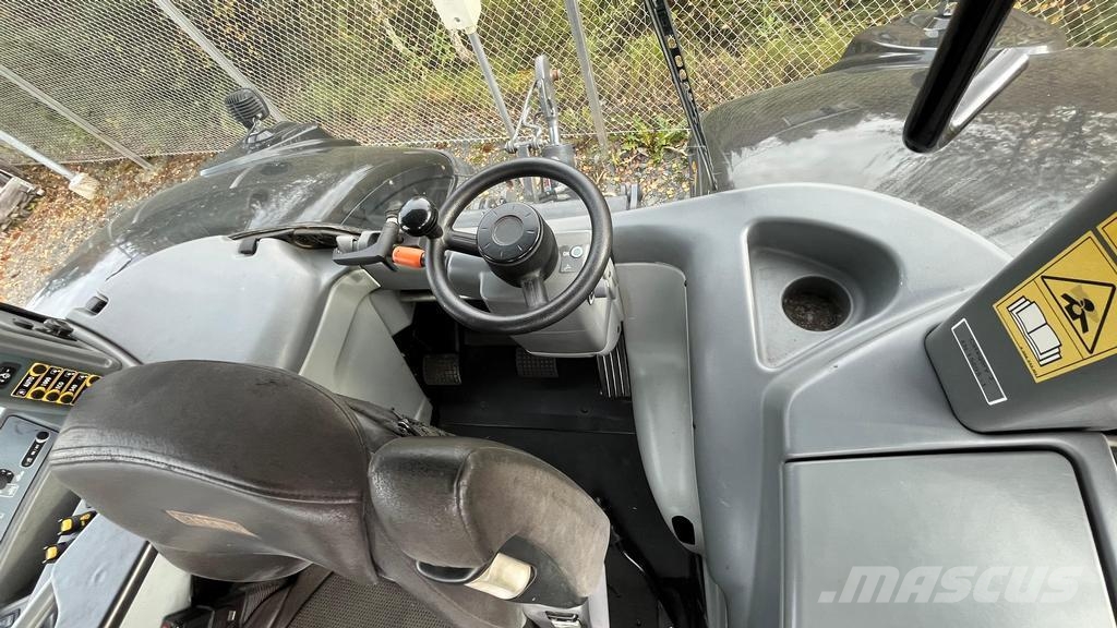 Valtra S274 Tractores