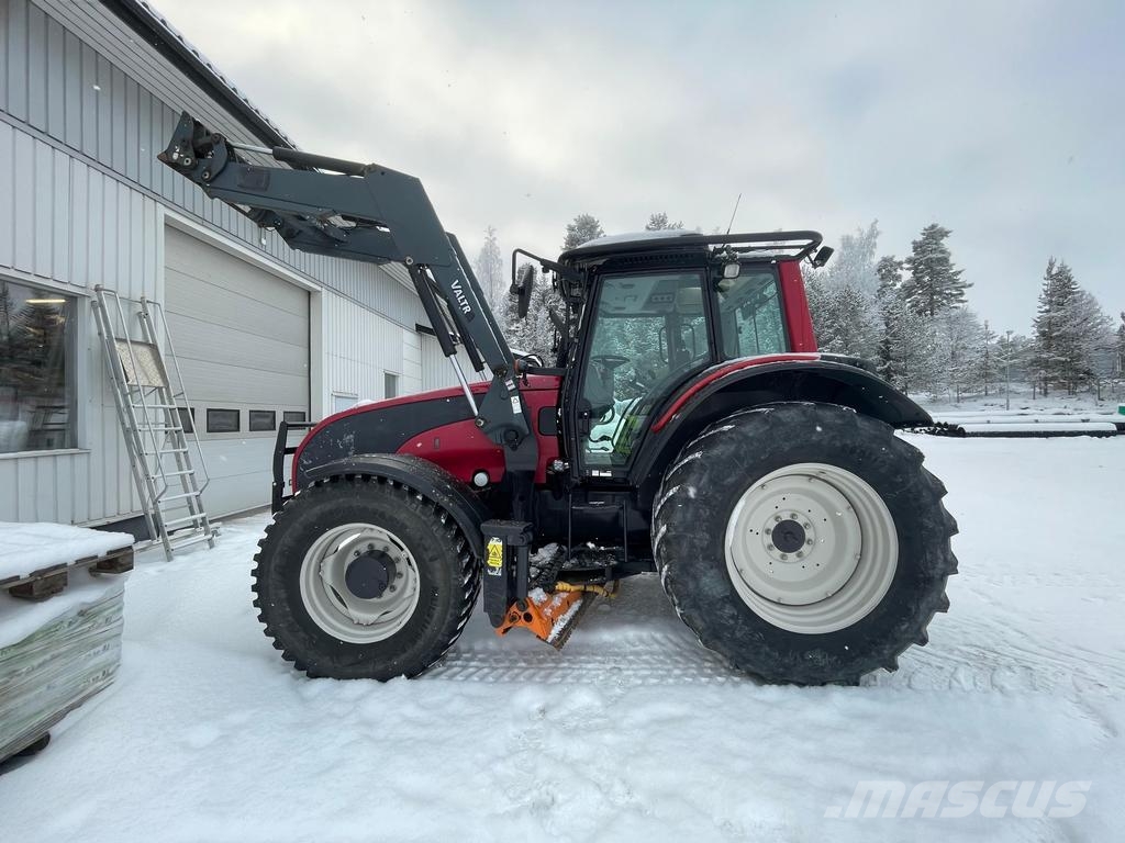 Valtra T 151 ADVANCE 拖拉机/农用车