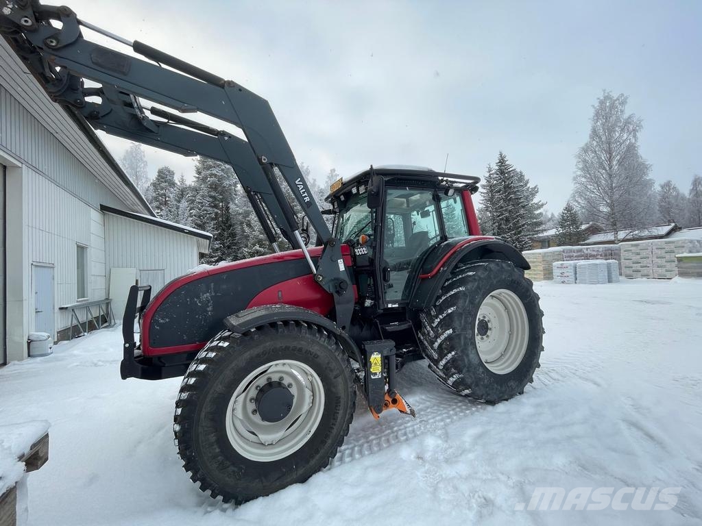 Valtra T 151 ADVANCE 拖拉机/农用车