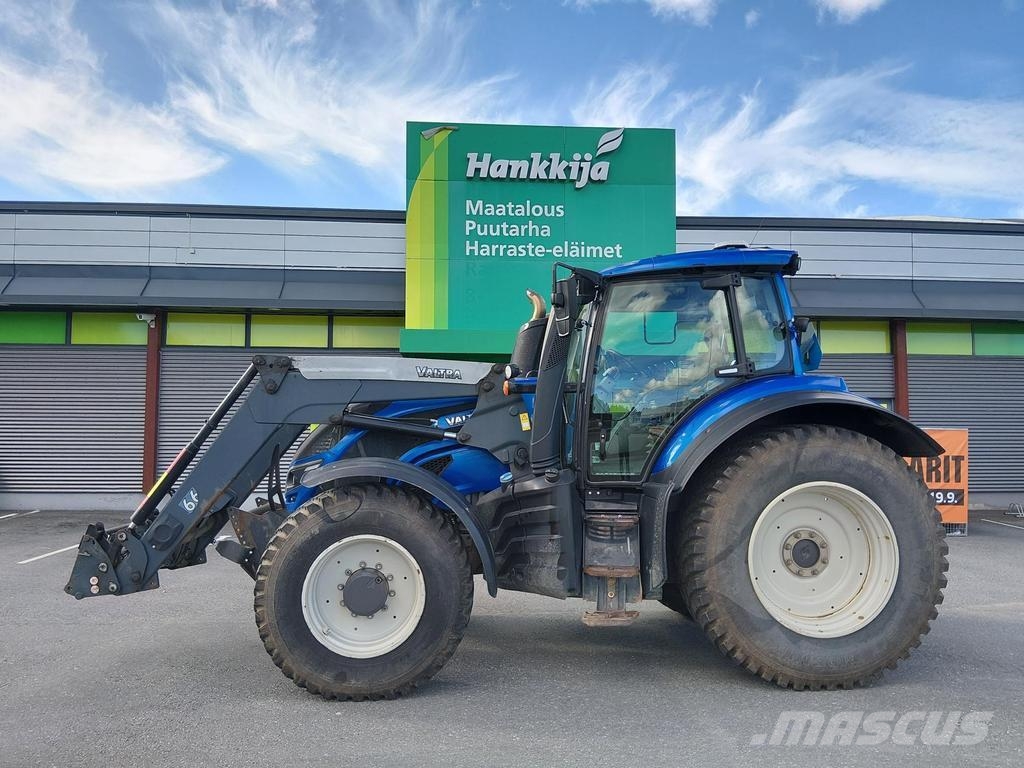 Valtra T144 ACTIVE Q66 EK 50 KM/ Traktoren