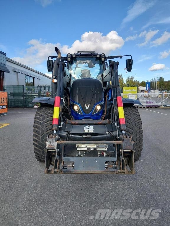 Valtra T144 ACTIVE Q66 EK 50 KM/ Traktoren