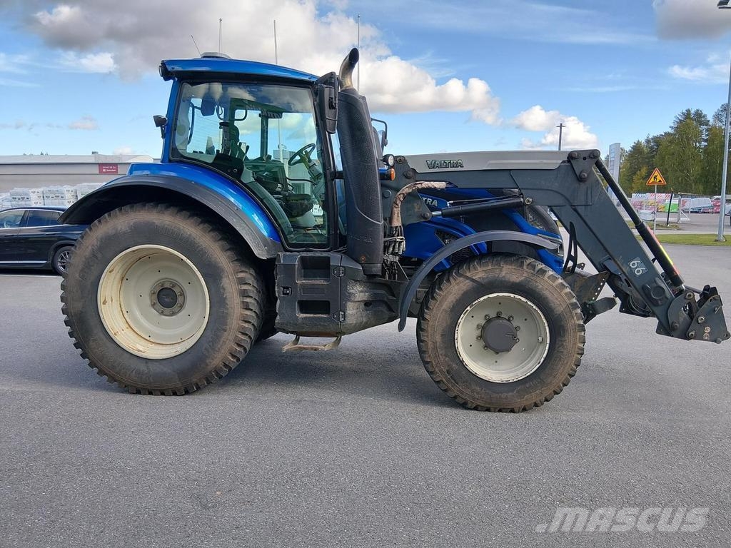 Valtra T144 ACTIVE Q66 EK 50 KM/ Traktoren