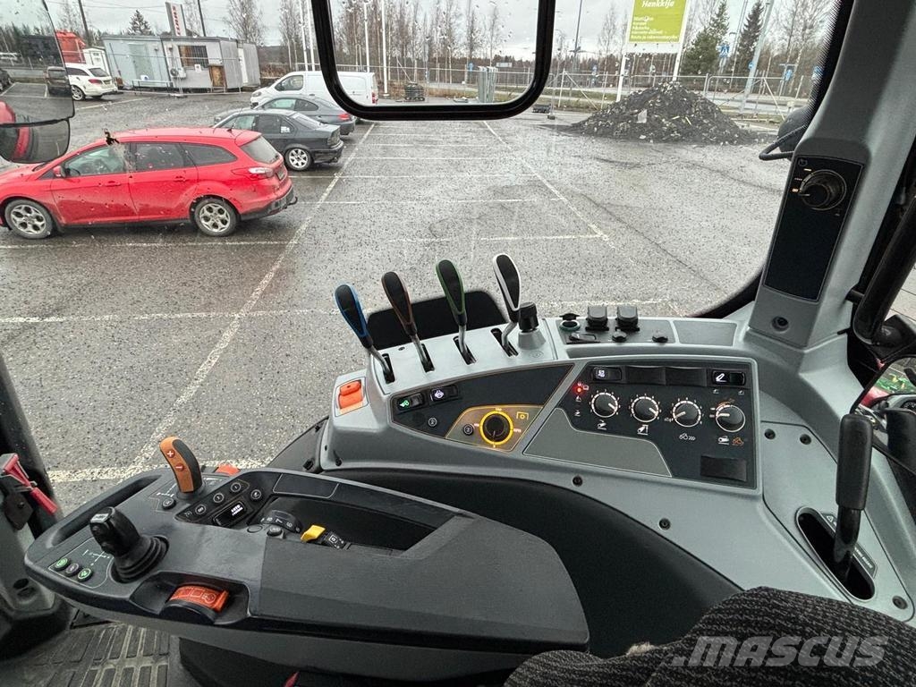 Valtra T144 HITECH5, ÅLÖ 6M Traktori