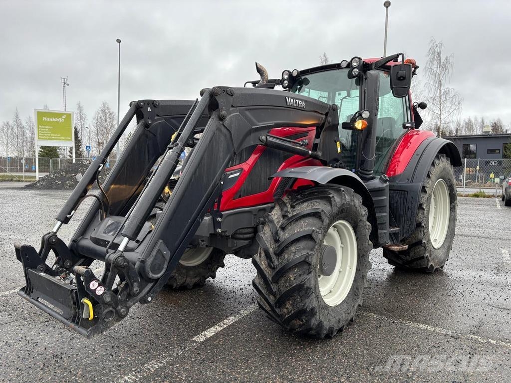 Valtra T144 HITECH5, ÅLÖ 6M Traktori