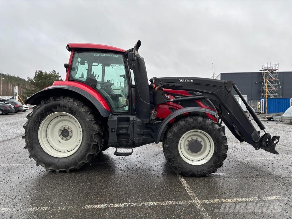 Valtra T144 HITECH5, ÅLÖ 6M Traktori