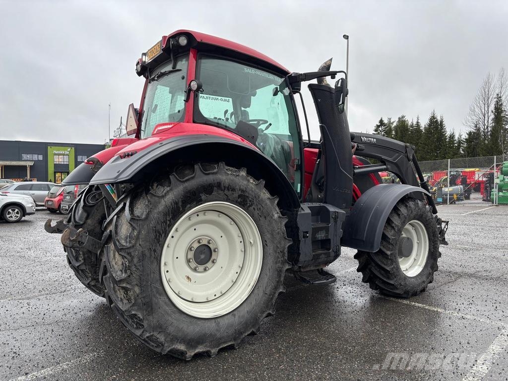 Valtra T144 HITECH5, ÅLÖ 6M Traktori
