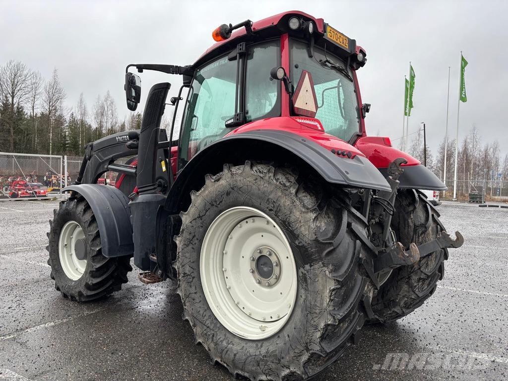 Valtra T144 HITECH5, ÅLÖ 6M Traktori