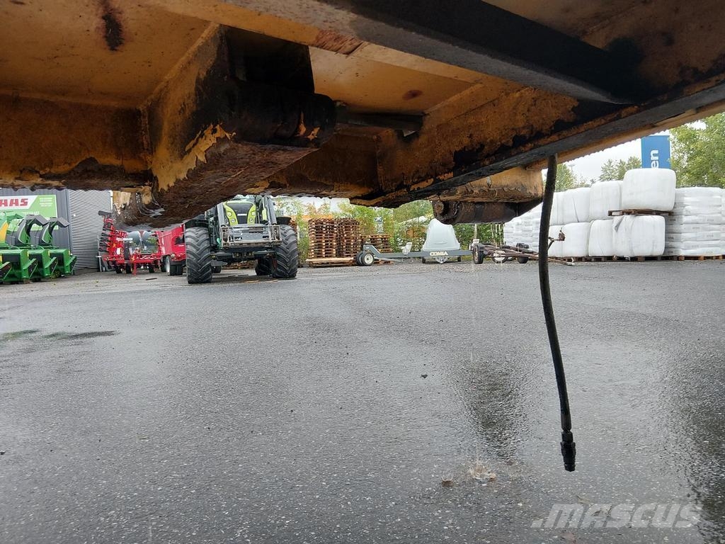 Valtra T16/21 KOUKKUVAUNU Kippanhänger