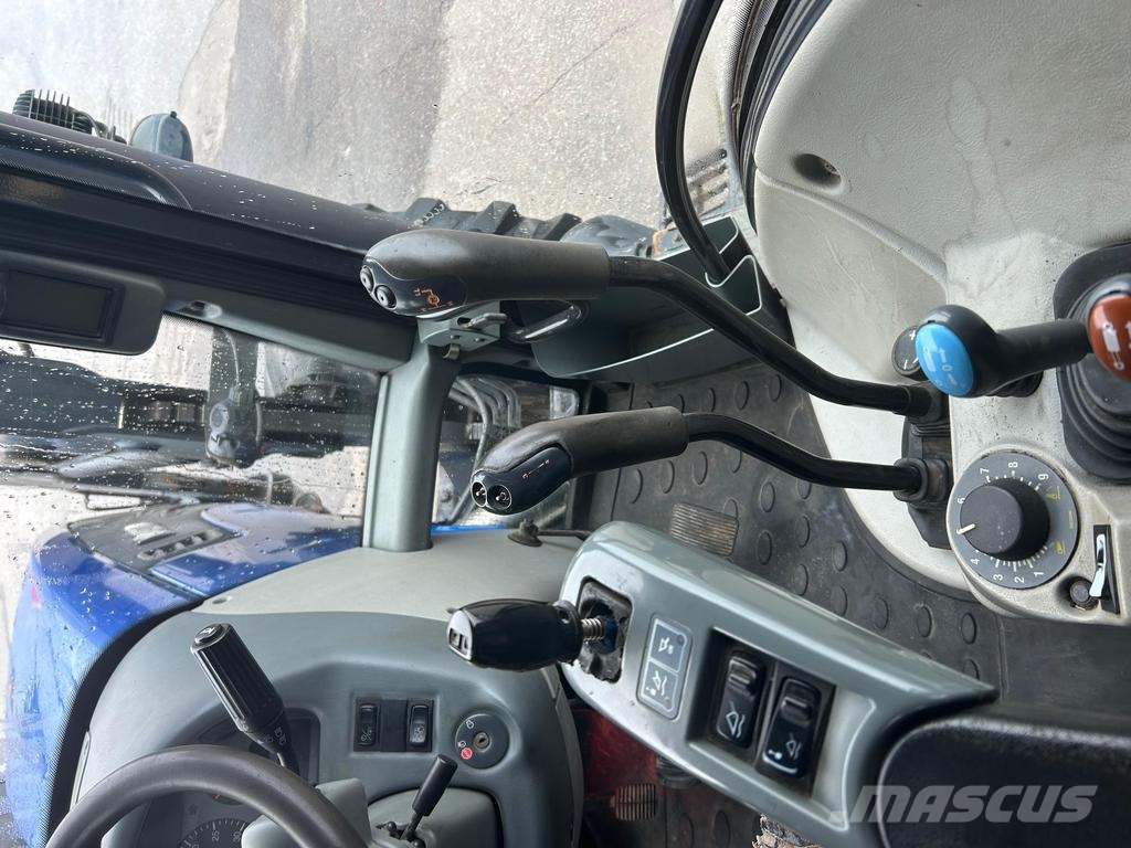 Valtra T173 HITECH Трактори