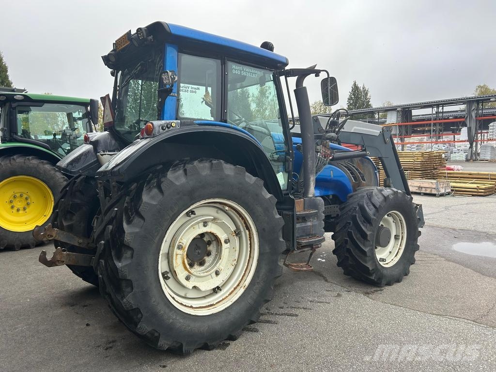 Valtra T173 HITECH Трактори