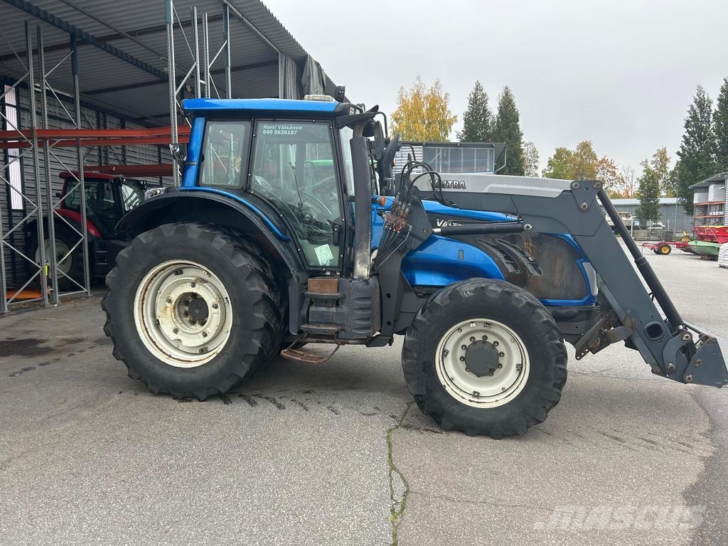 Valtra T173 HITECH Трактори