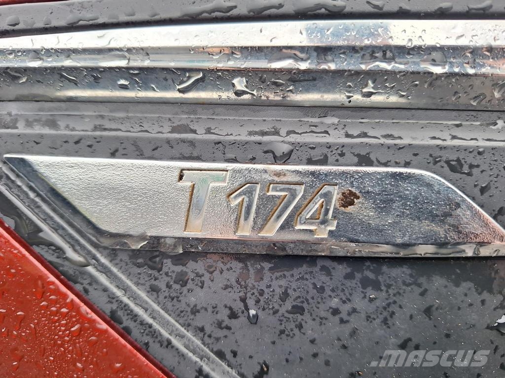 Valtra T174 VERSU +G7S EK Traktoren
